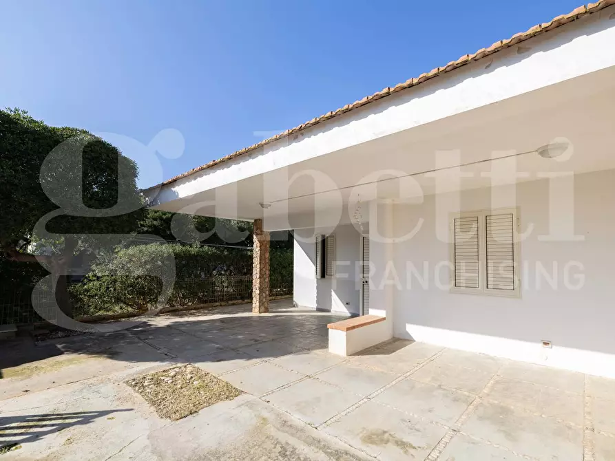 Immagine 6 di Casa bifamiliare in vendita  in Viale della Giustizia, 5 a Scicli