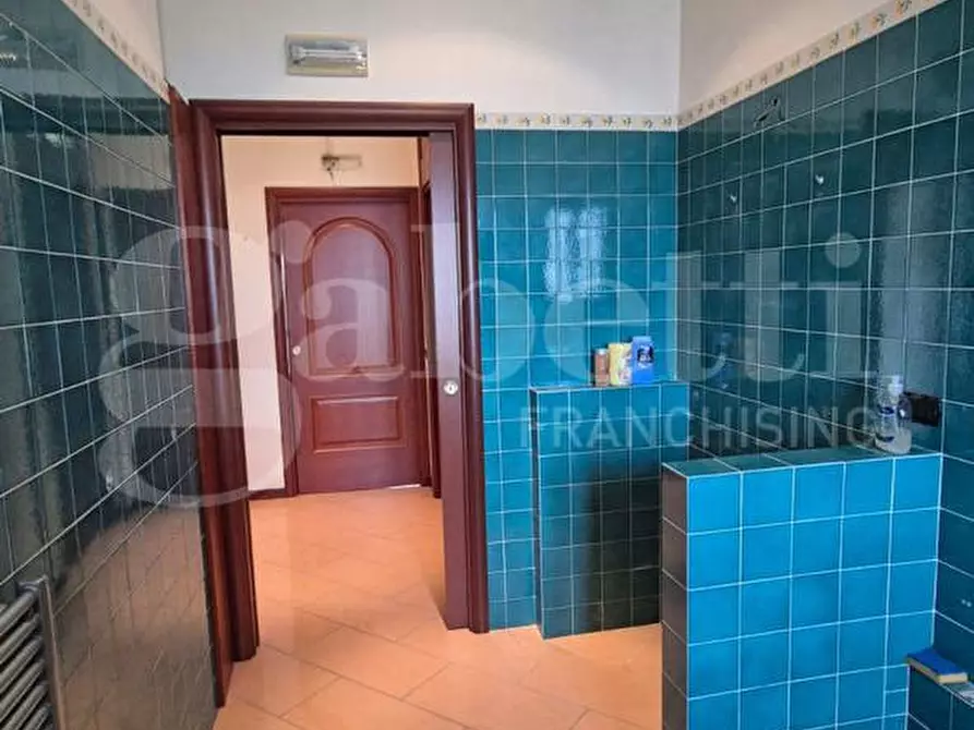 Immagine 14 di Appartamento in vendita  in Via Vittorio Veneto, 339 a Torre Annunziata