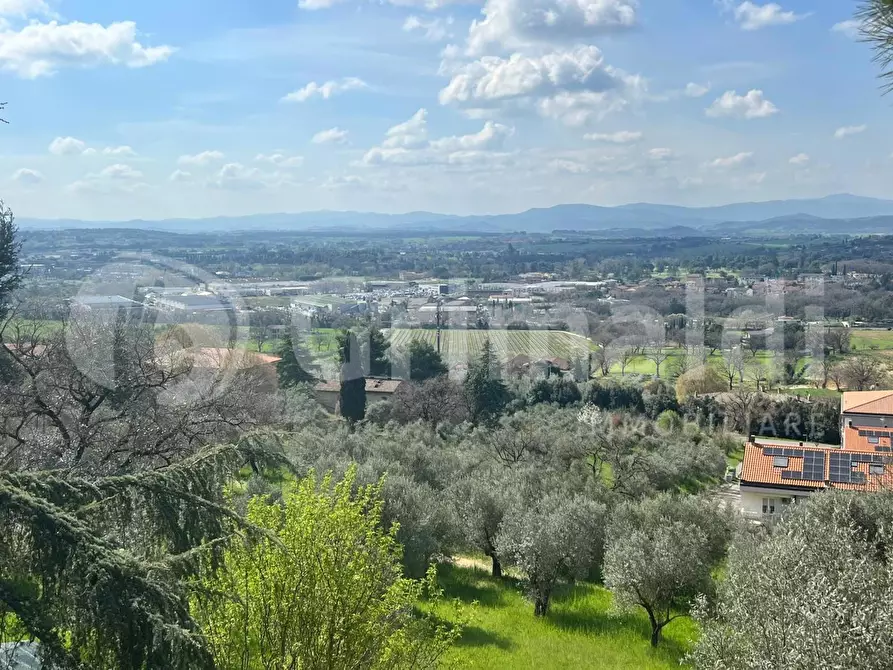 Immagine 5 di Terreno residenziale in vendita  in Via canova a Perugia