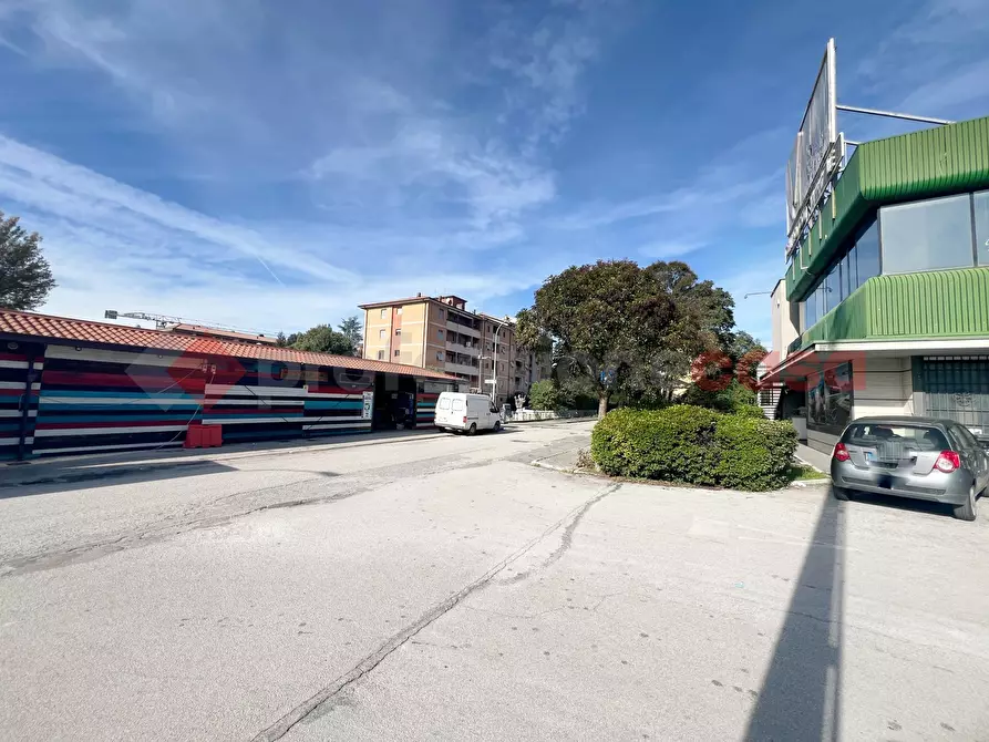 Immagine 8 di Attività commerciale in vendita  in Via micioccoli, snc a Rieti