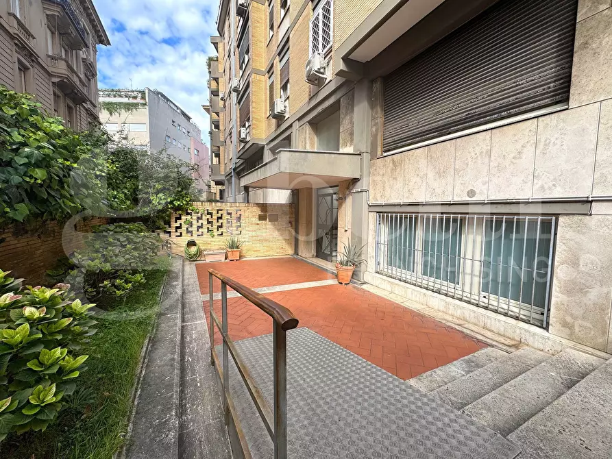 Immagine 2 di Ufficio in vendita  in Via Gaetano Donizzetti, 7B a Roma
