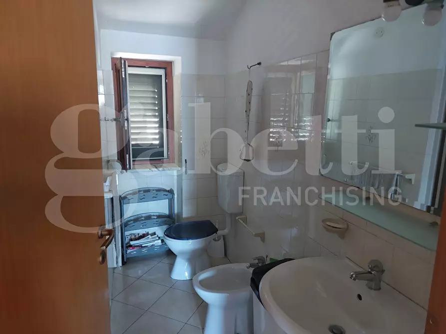 Immagine 6 di Appartamento in vendita  in Via Lungomare  G. Caboto, 416 a Gaeta