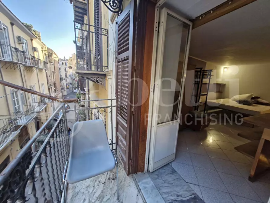 Immagine 19 di Appartamento in vendita  in Via Ruggero Mastrangelo a Palermo
