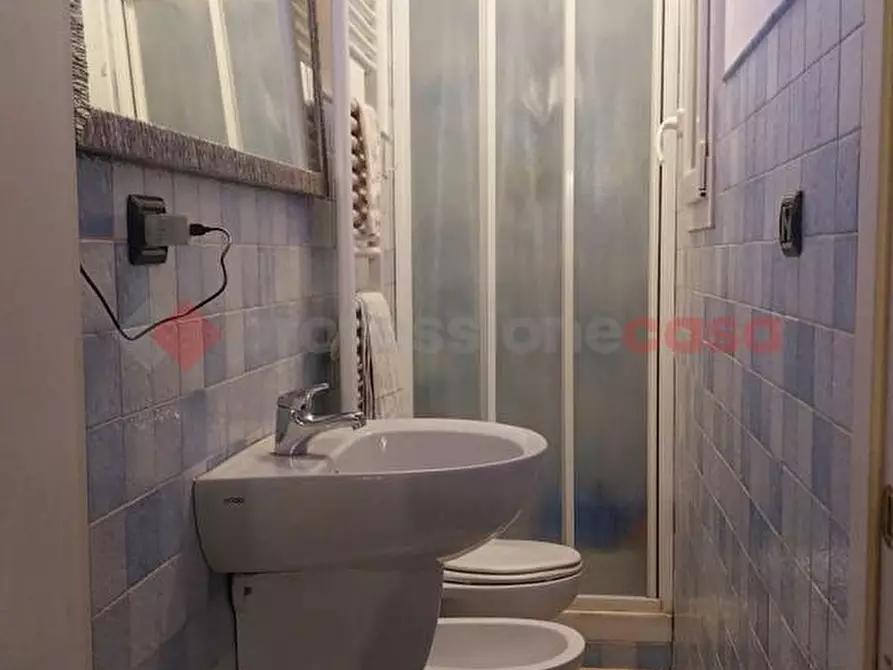 Immagine 4 di Appartamento in affitto  in Via broccaindosso a Bologna