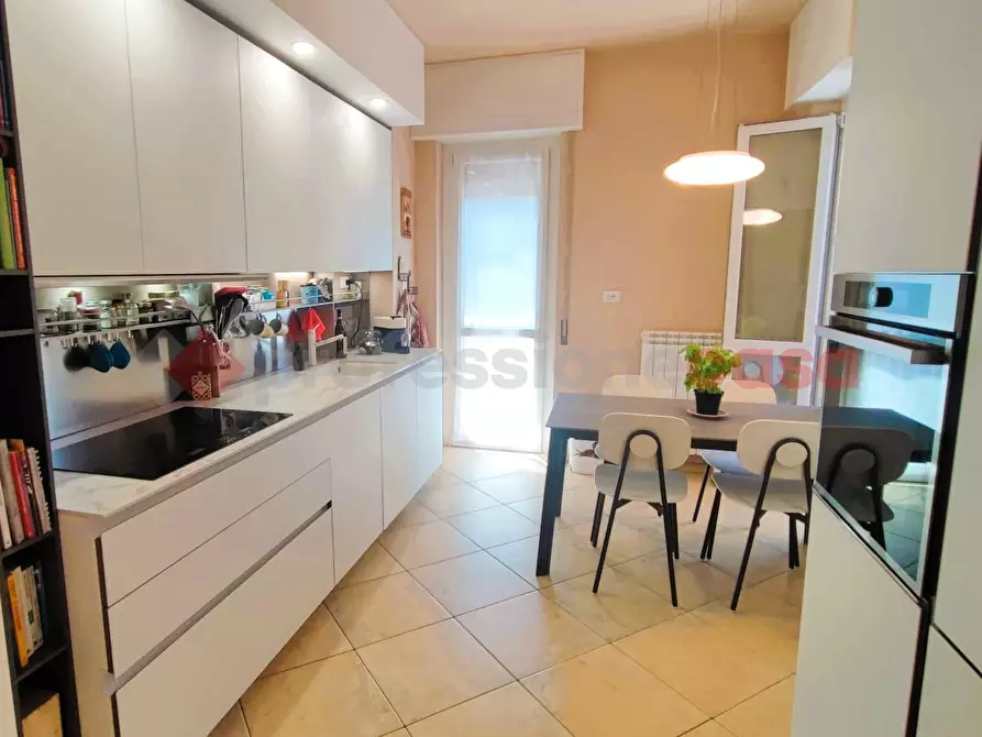 Immagine 10 di Appartamento in vendita  in Via TOGLIATTI, 11 a Locate Di Triulzi