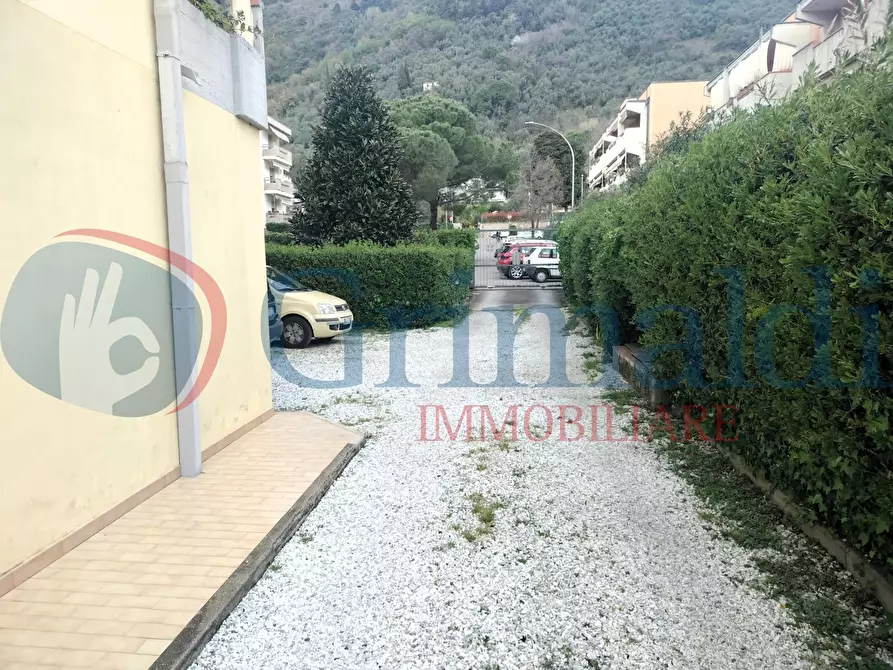 Immagine 19 di Appartamento in vendita  in Via SAN VITALE, 43 a Massa