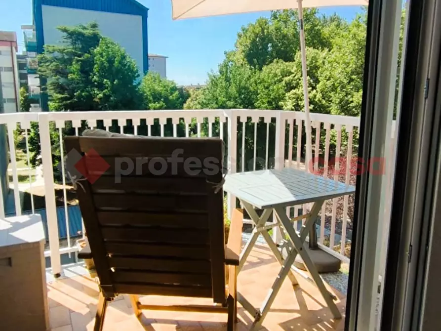 Immagine 12 di Appartamento in vendita  in Via TOGLIATTI, 11 a Locate Di Triulzi