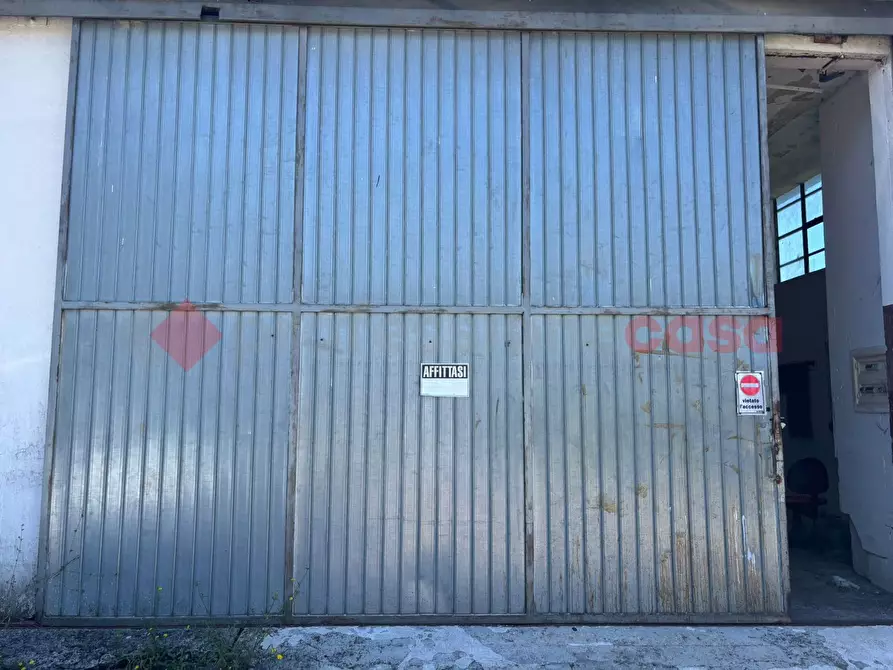 Immagine 5 di Negozio in affitto  in Via Casilina, snc a Anagni