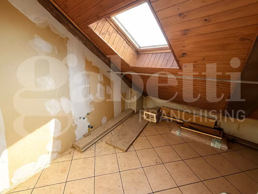 Immagine 25 di Appartamento in vendita  in Via Vittorio Emanuele II, 18 a Chieri