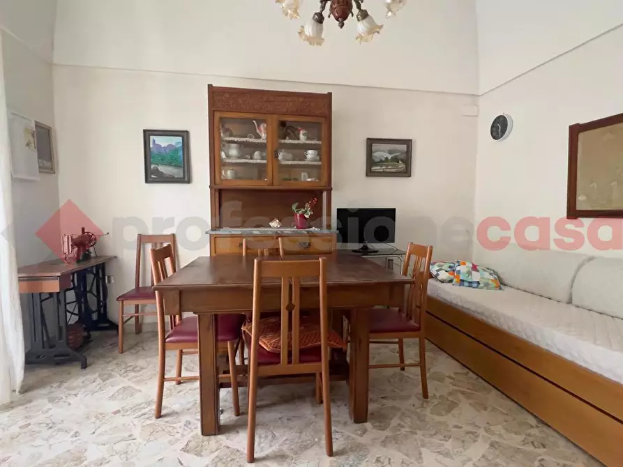 Immagine 4 di Appartamento in vendita  in Via BIXIO a Monopoli