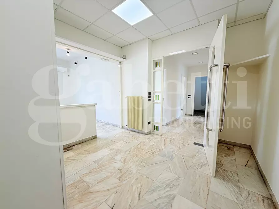 Immagine 2 di Appartamento in vendita  in Via degli Orti a Albenga