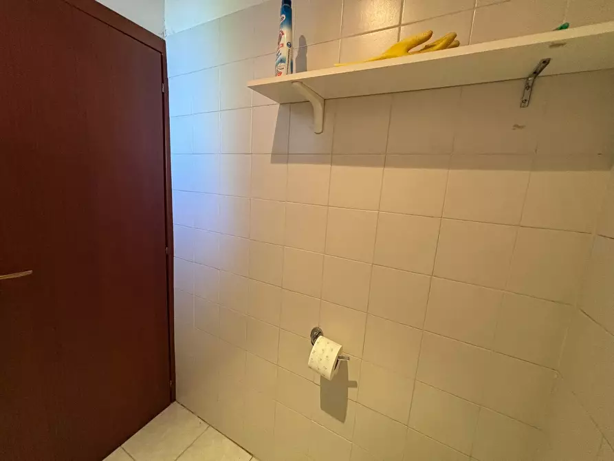 Immagine 8 di Negozio in vendita  in Via San Giuseppe, 4 a Anagni