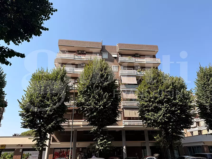 Immagine 1 di Appartamento in vendita  in Via Duccio di Buoninsegna, 75 a Roma