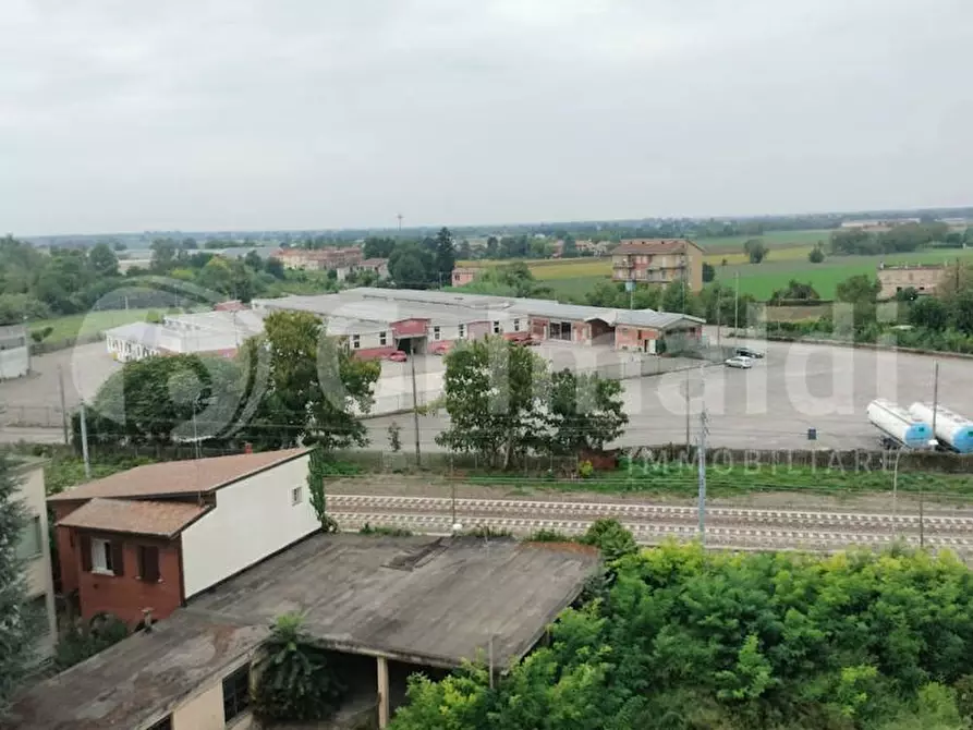 Immagine 12 di Appartamento in vendita  in Via marconi, 40 a Casteggio