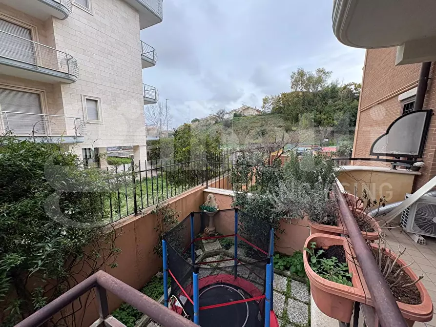 Immagine 5 di Appartamento in vendita  in Via Arzana, 57 a Roma
