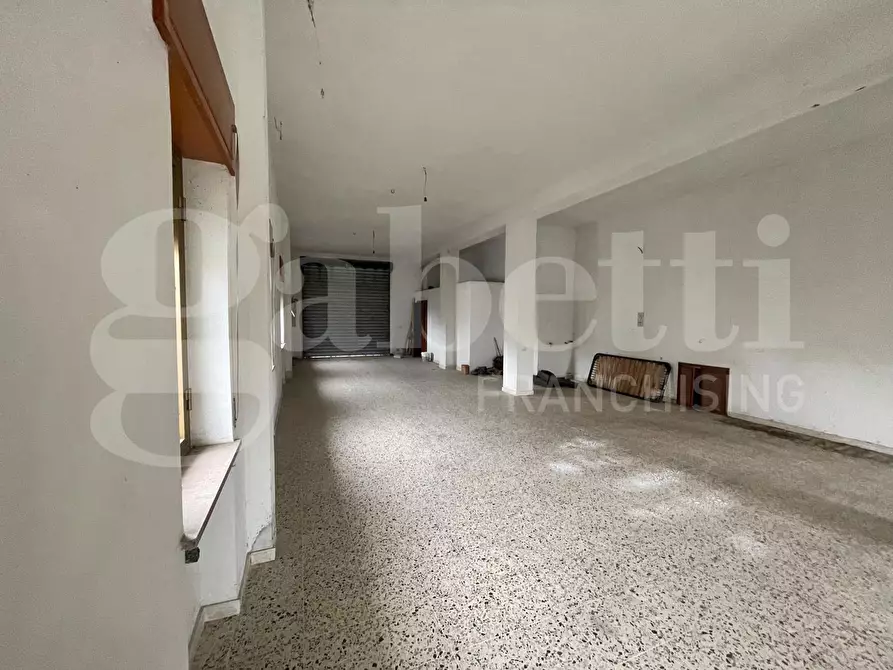 Immagine 5 di Magazzino in vendita  in Via DELLE GINESTRE, 18 a Carlopoli