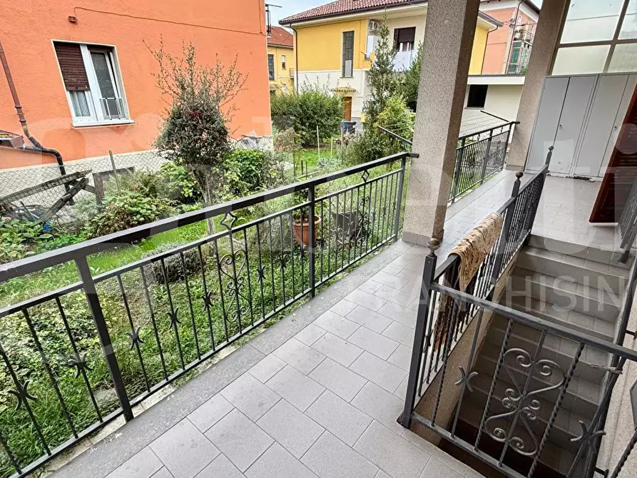 Immagine 19 di Villa in vendita  in Via Bellini a Orbassano