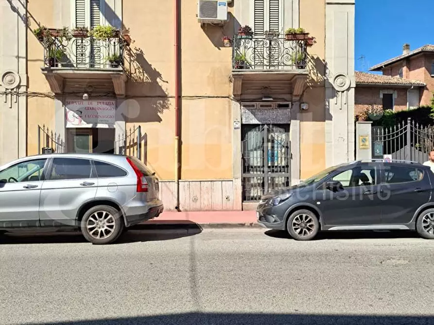 Immagine 2 di Negozio in affitto  in Via Roma, 21 a Sora