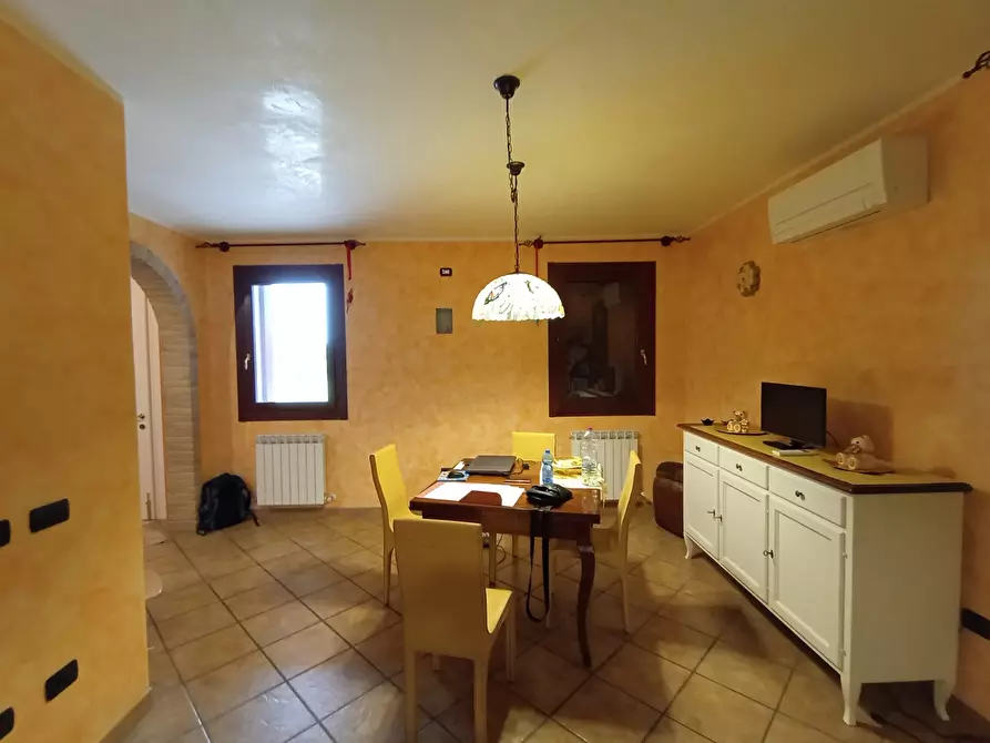 Immagine 13 di Villa in vendita  in Via CAVARZERE Via dei Martiri, 59 a Cavarzere
