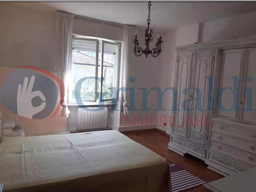 Immagine 12 di Appartamento in vendita  in Via BENEDETTO CROCE, 6 a Massa