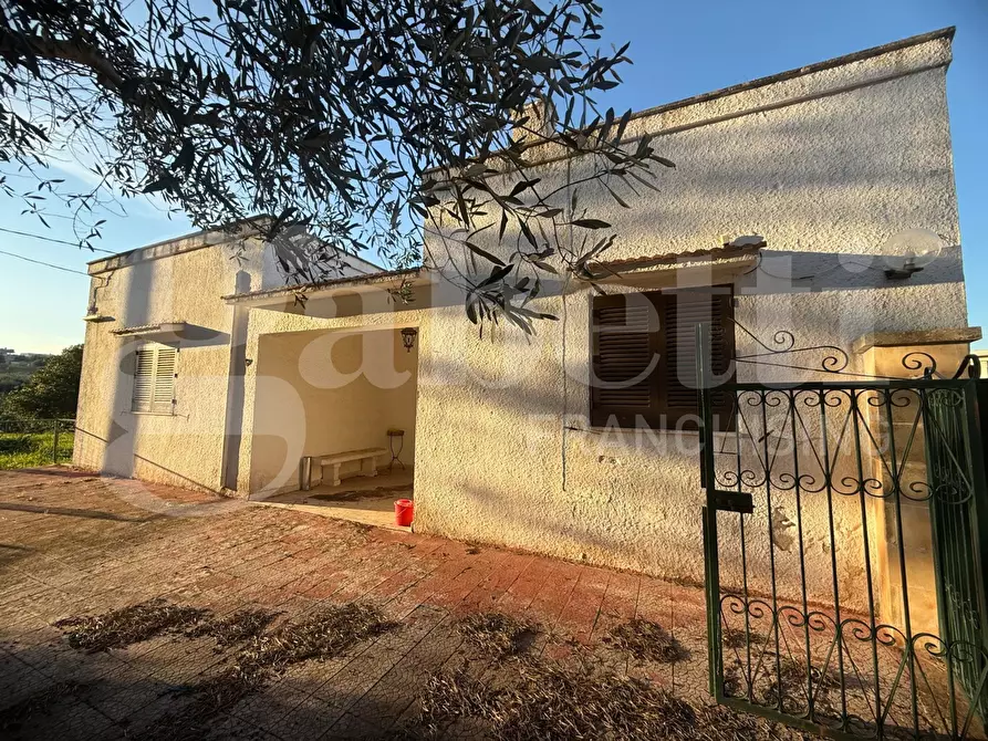 Immagine 2 di Villa in vendita  in Contrada Ramunno, sn a Ostuni