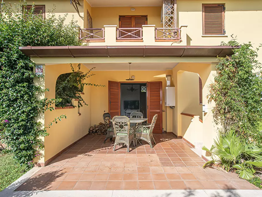 Immagine 13 di Casa trifamiliare in vendita  in Via della Bilancia, 47 a Sabaudia