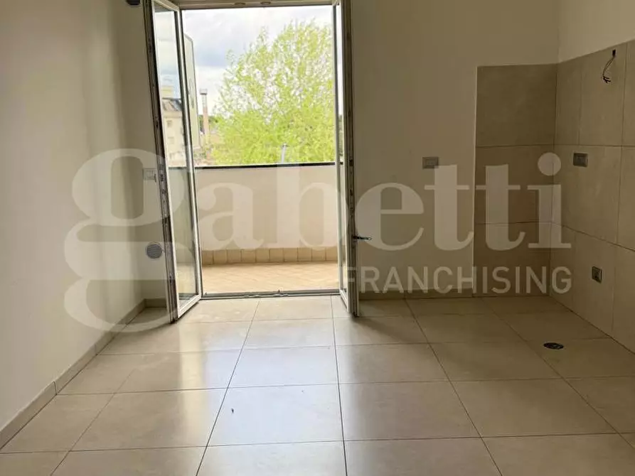 Immagine 8 di Appartamento in vendita  in Via Nazionale Appia a Curti