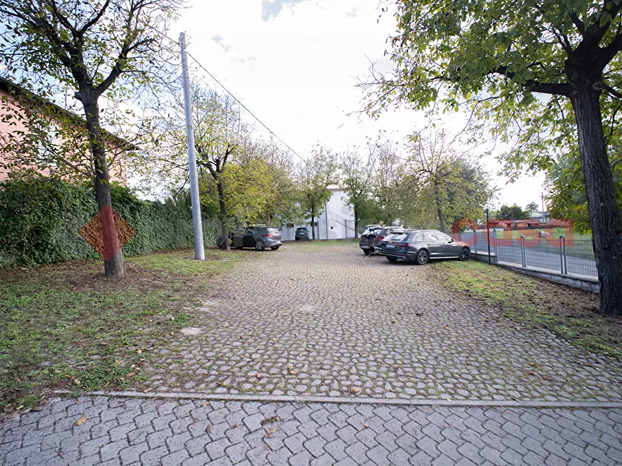 Immagine 21 di Attività commerciale in vendita  in Via Osteria della Fontana, 11 a Anagni