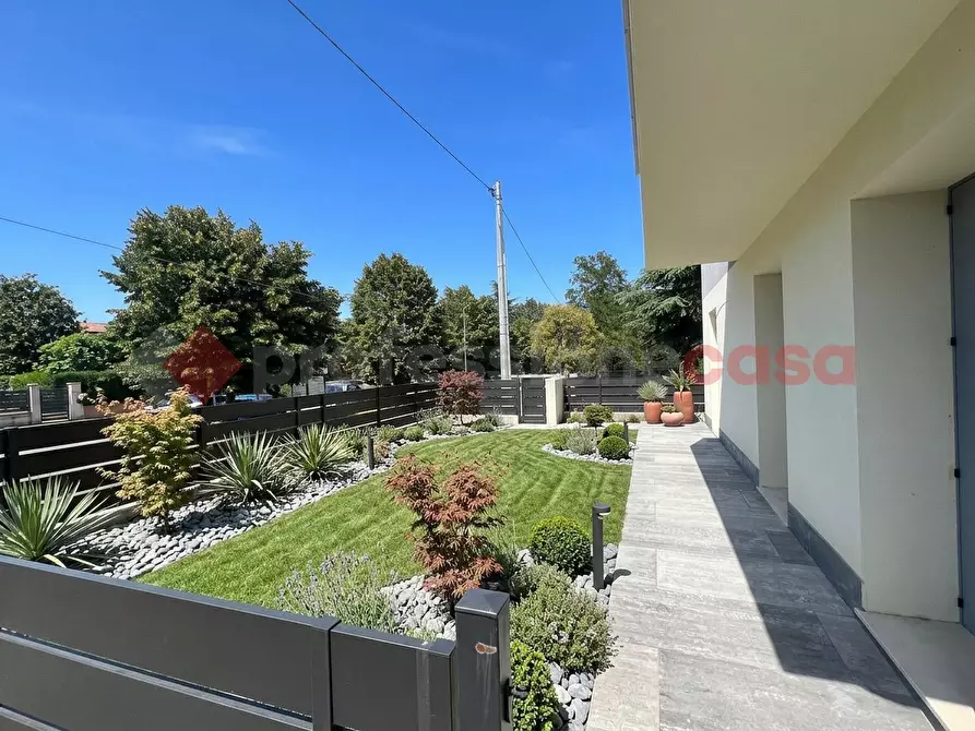 Immagine 1 di Appartamento in vendita  in Via ripa a Casalgrande
