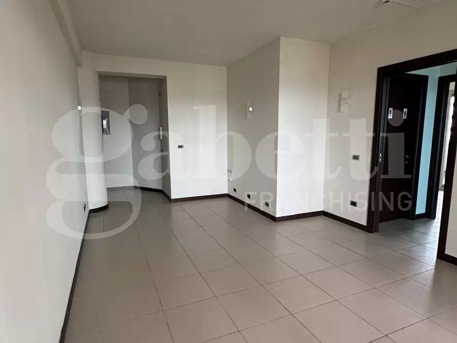 Immagine 5 di Ufficio in vendita  in Via Ufente, 20 a Latina