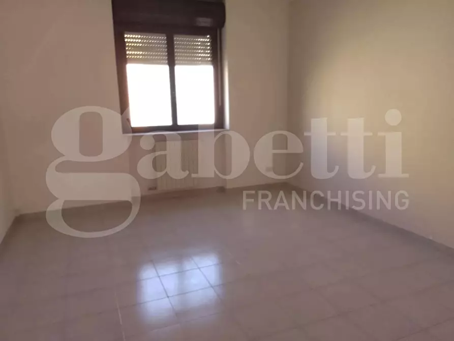 Immagine 9 di Appartamento in vendita  in Piazza G.B.TEDESCO, 14 a Taranto