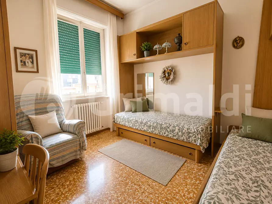 Immagine 8 di Appartamento in vendita  in Viale guglielmo marconi, 1b a Livorno