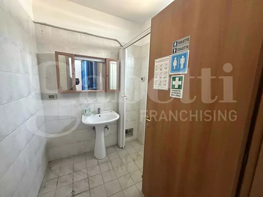 Immagine 8 di Capannone industriale in vendita  in Via Mauro ContÃ² a Bisceglie