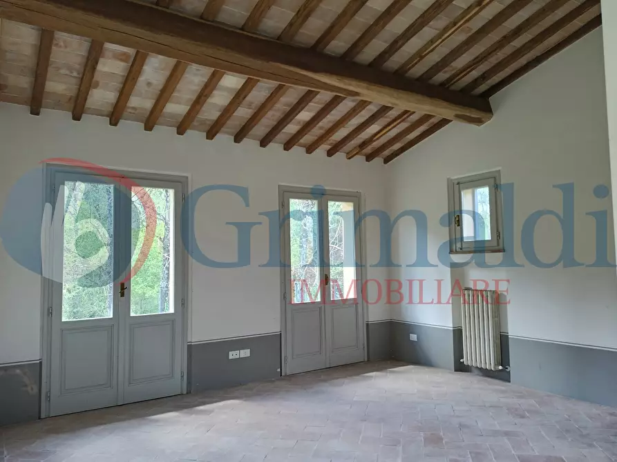 Immagine 13 di Palazzo in vendita  in Strada San Marco-Cenerente a Perugia