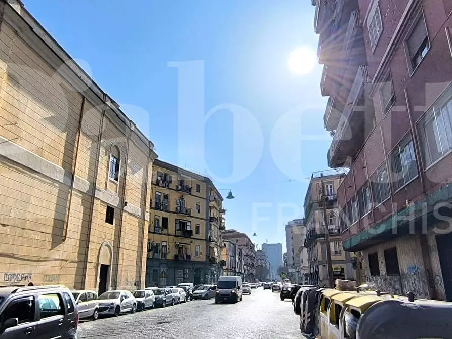 Immagine 30 di Appartamento in vendita  in Via Gaetano Argento a Napoli