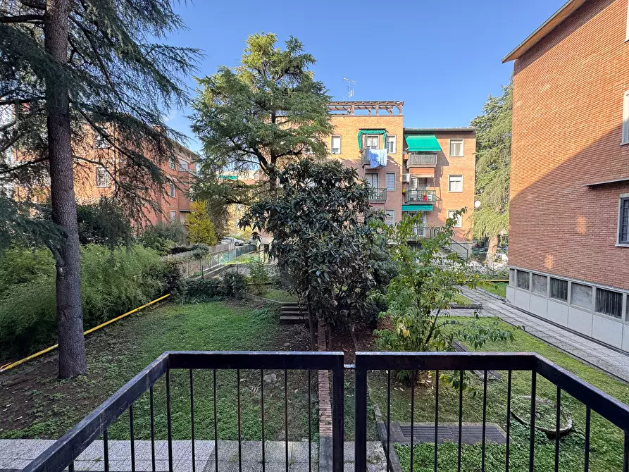 Immagine 13 di Appartamento in vendita  in Via Renato Stracciari, 5 a Bologna