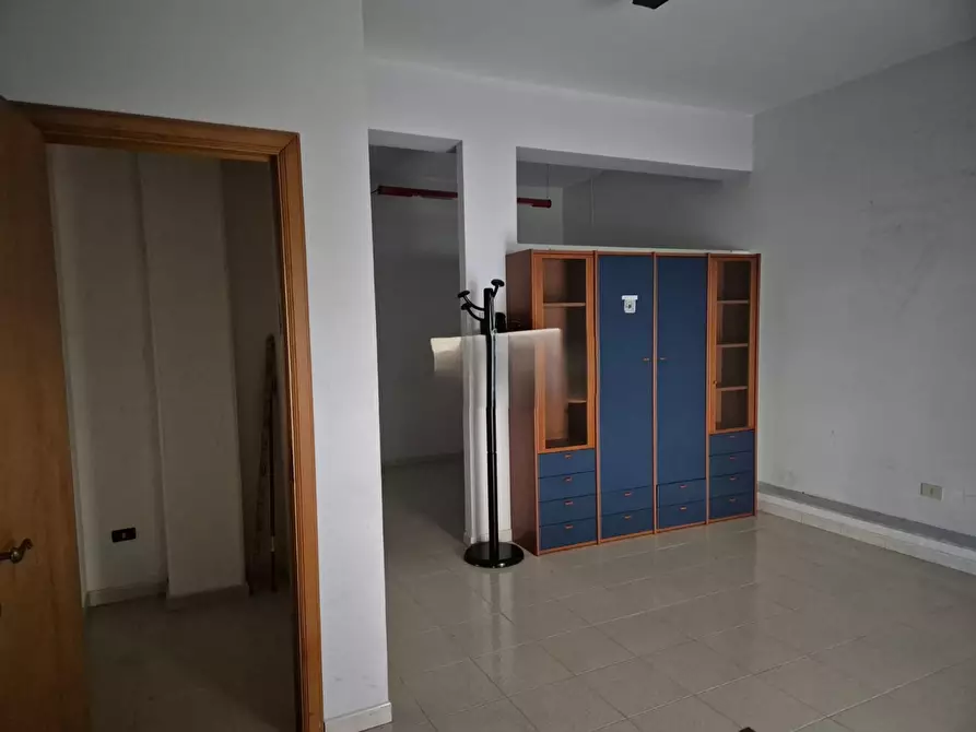 Immagine 5 di Negozio in vendita  in Via Vesuvio, 195 a Trecase