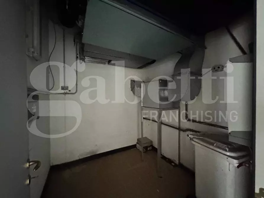 Immagine 13 di Magazzino in vendita  in Via Nazionale, 80 a Bellante