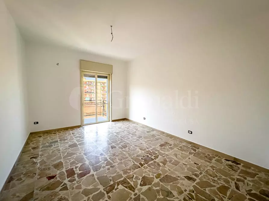 Immagine 5 di Appartamento in vendita  in Via PaternÃ² a Siracusa