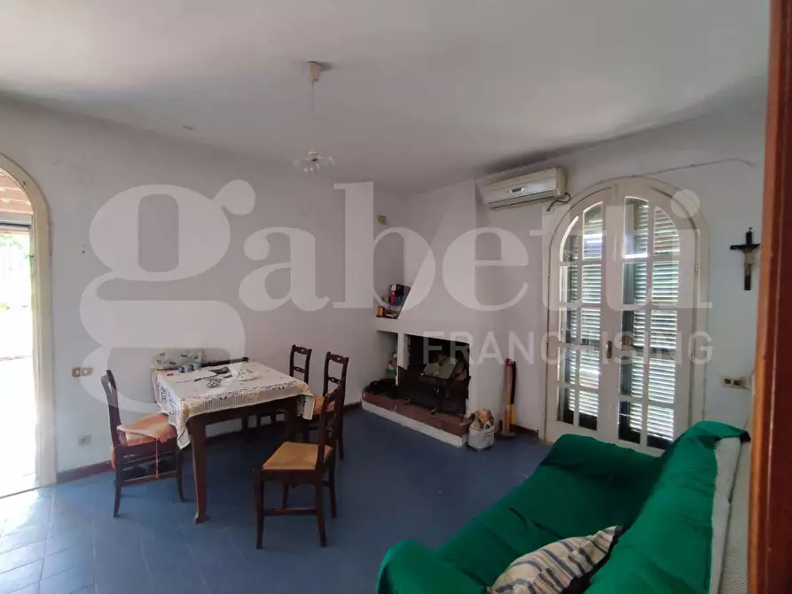 Immagine 19 di Casa indipendente in vendita  in Via Prota, 25 a Torre Annunziata