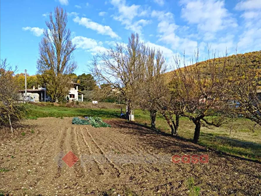 Immagine 2 di Terreno residenziale in vendita  in Strada San Giovanni del Pantano, 0 a Perugia
