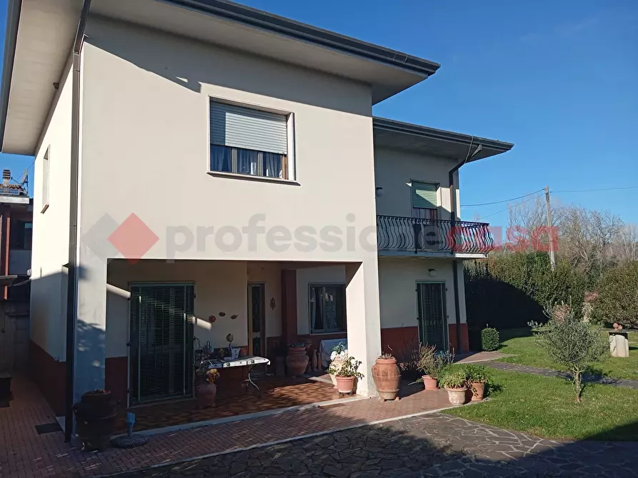 Immagine 23 di Villa in vendita  in Via dei lippi bassi, 192 a Lucca