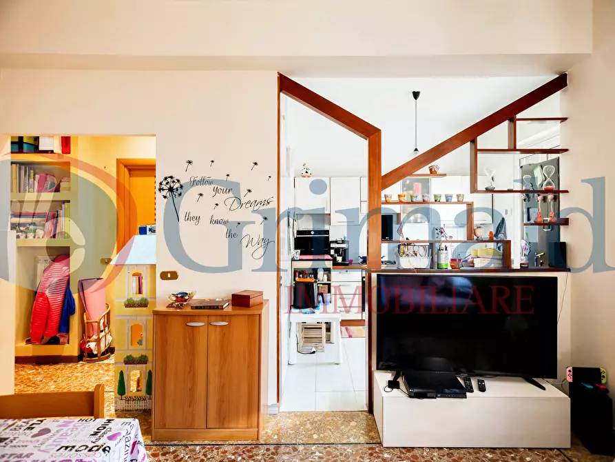 Immagine 6 di Appartamento in vendita  in Via Mario Carrara, SNC a Roma