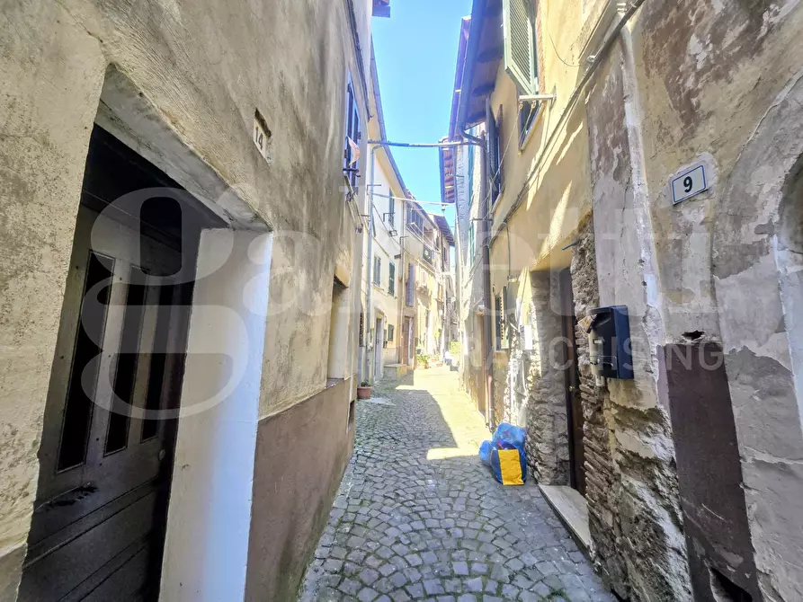 Immagine 22 di Appartamento in vendita  in Via Don Francesco Raimondi, 20 a Montelanico