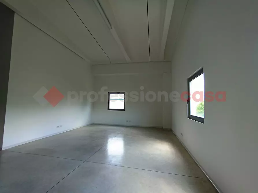 Immagine 4 di Capannone industriale in affitto  in Via Flaminia Vecchia a Spoleto