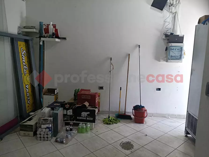 Immagine 14 di Negozio in vendita  in Via muratori, 28 a Reggio Di Calabria