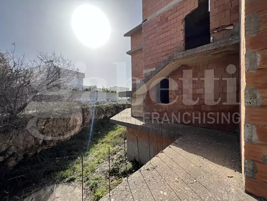 Immagine 20 di Villa in vendita  in Via ALBERTO SORDI, 42 a Ragusa