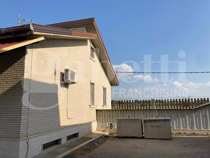 Immagine 5 di Palazzo in vendita  in Strada Statale 16 a San Severo