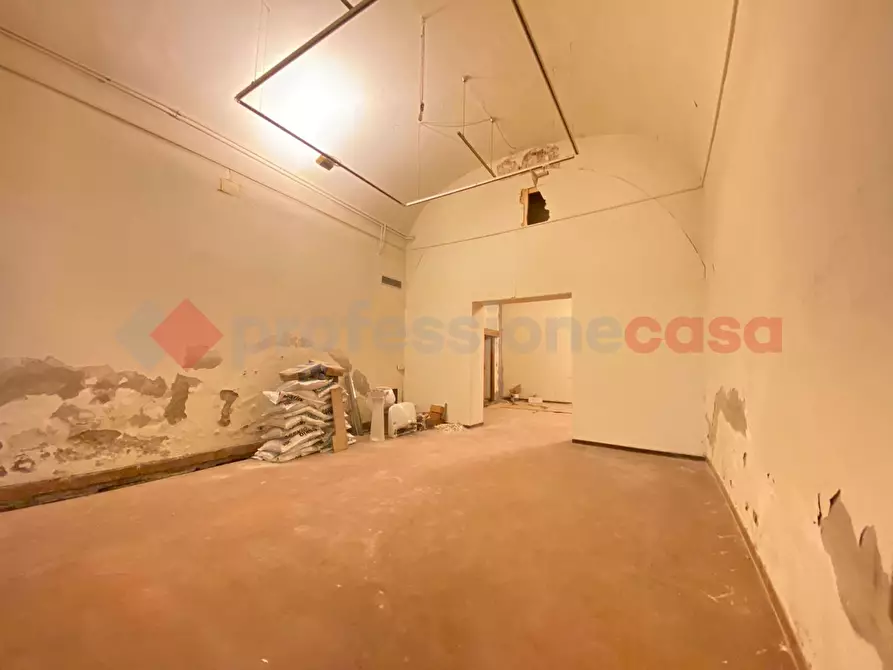 Immagine 2 di Attività commerciale in affitto  in Via BORGO OGNISSANTI a Firenze