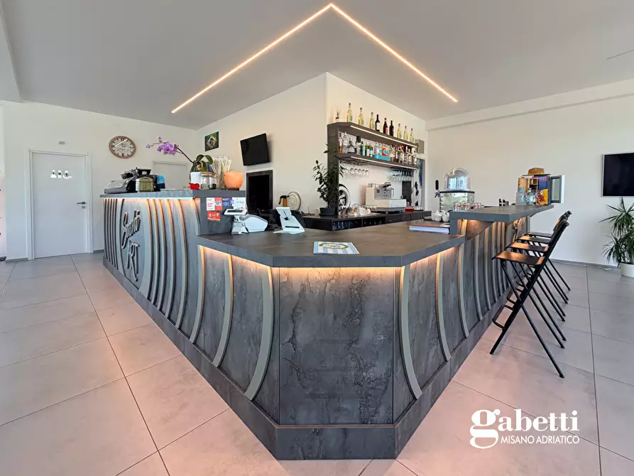 Immagine 9 di Bar / Ristorante in vendita  in Via Bocca Trabaria Sud, 2 a Urbino